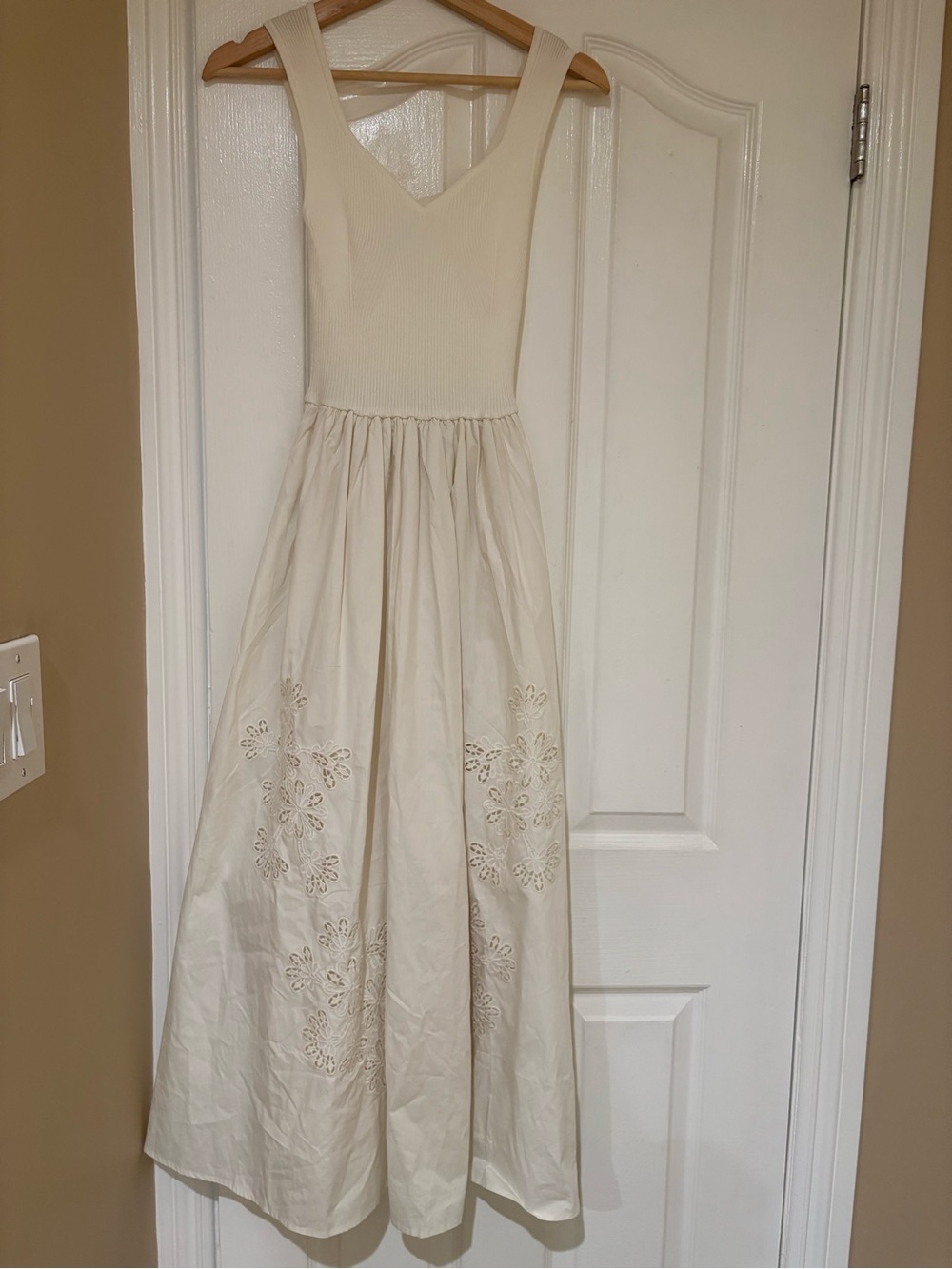 Joie Cream Floral Embroidered Sleeveless Dress